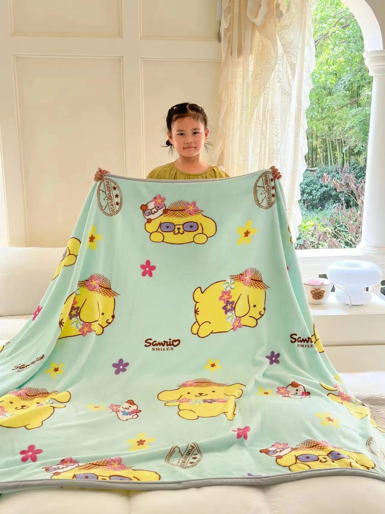 Sanrio Cartoon Milk Plush Blanket – Soft Thickened Throw with Pochacco & Kuromi | Office Nap & Gift Blanket for Kids
