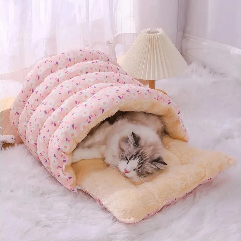 Warm Coral Fleece Cat Bed – Winter Pet Nest for Kittens & Small Dogs
