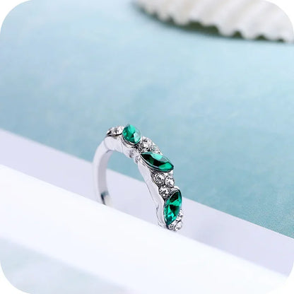 Shiny Green Rhinestone Ring