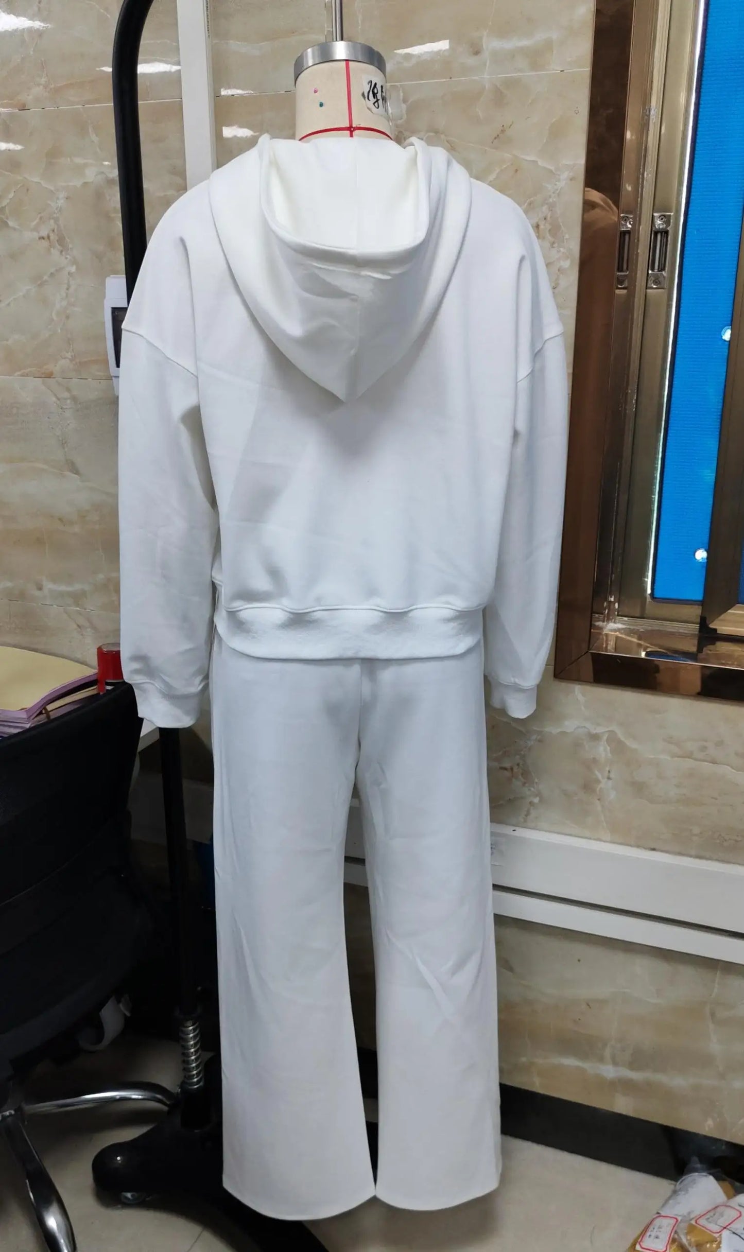 Long Sleeve Zip-up Hoodie and Drawstring Sweatpants