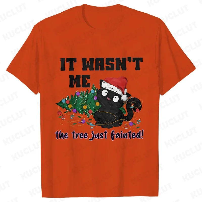 It Wasn't Me The Tree Just Fainted Women T-shirts