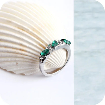 Shiny Green Rhinestone Ring