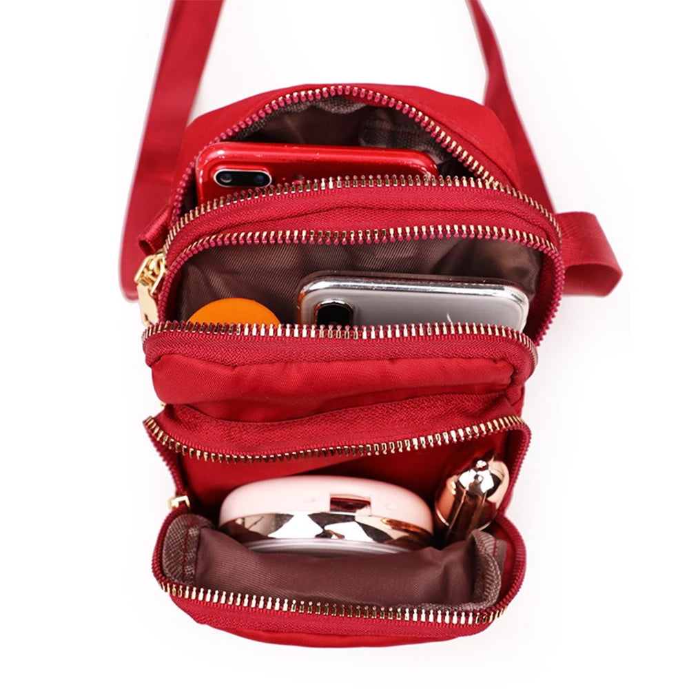 Mickey & Minnie Mouse Women’s Shoulder Bag – Crossbody Cell Phone Purse