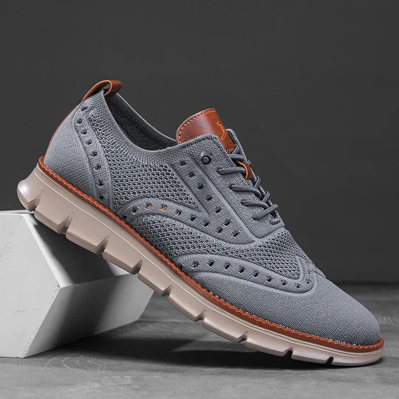 Large-sized Commuting Shoes