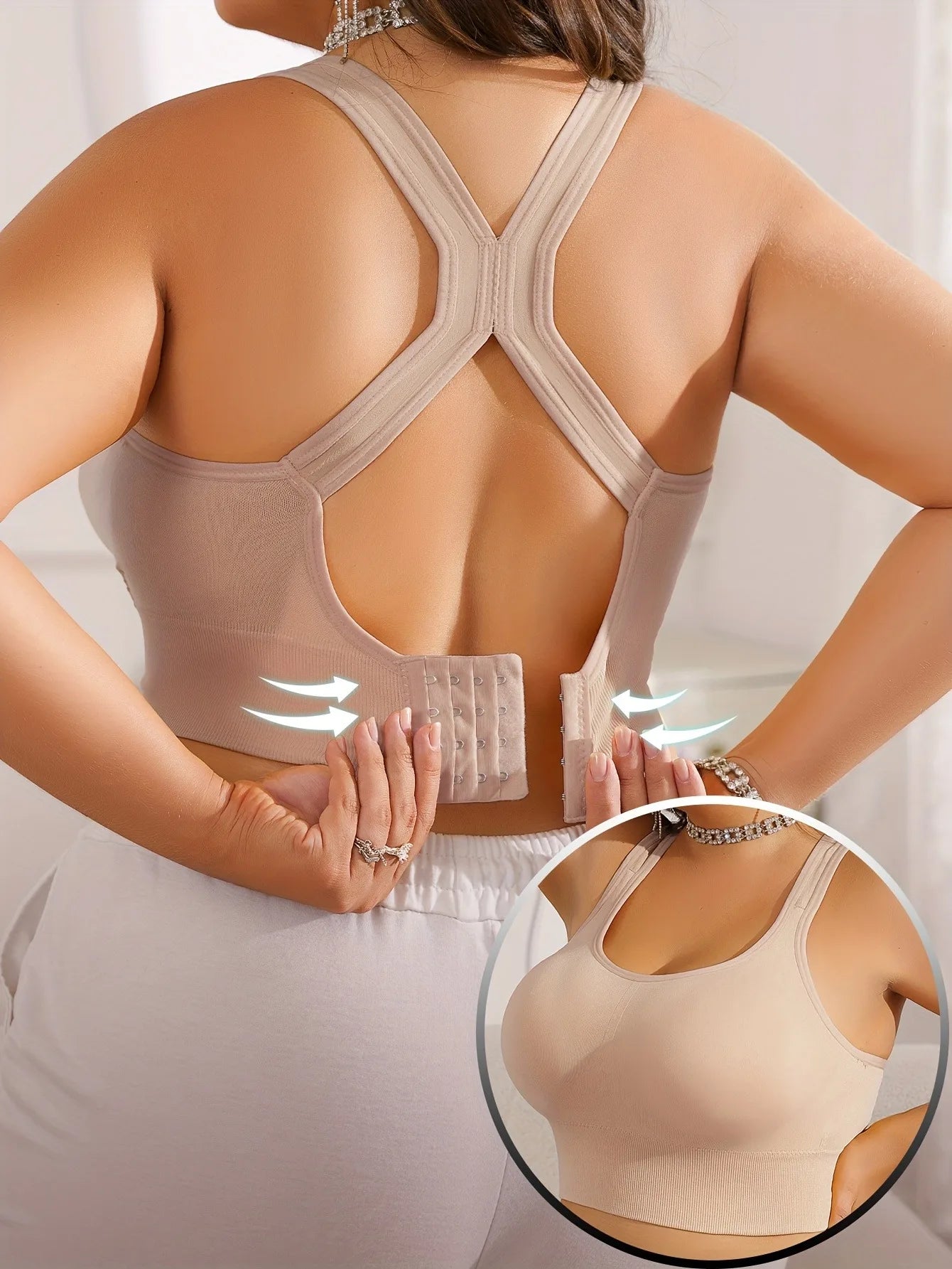 Plus Size Women's Sports Bra with Cross Straps And Padding