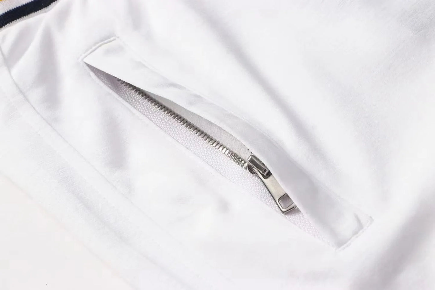 TACE&SHARK Men's White Casual Shorts with Embroidered Logo