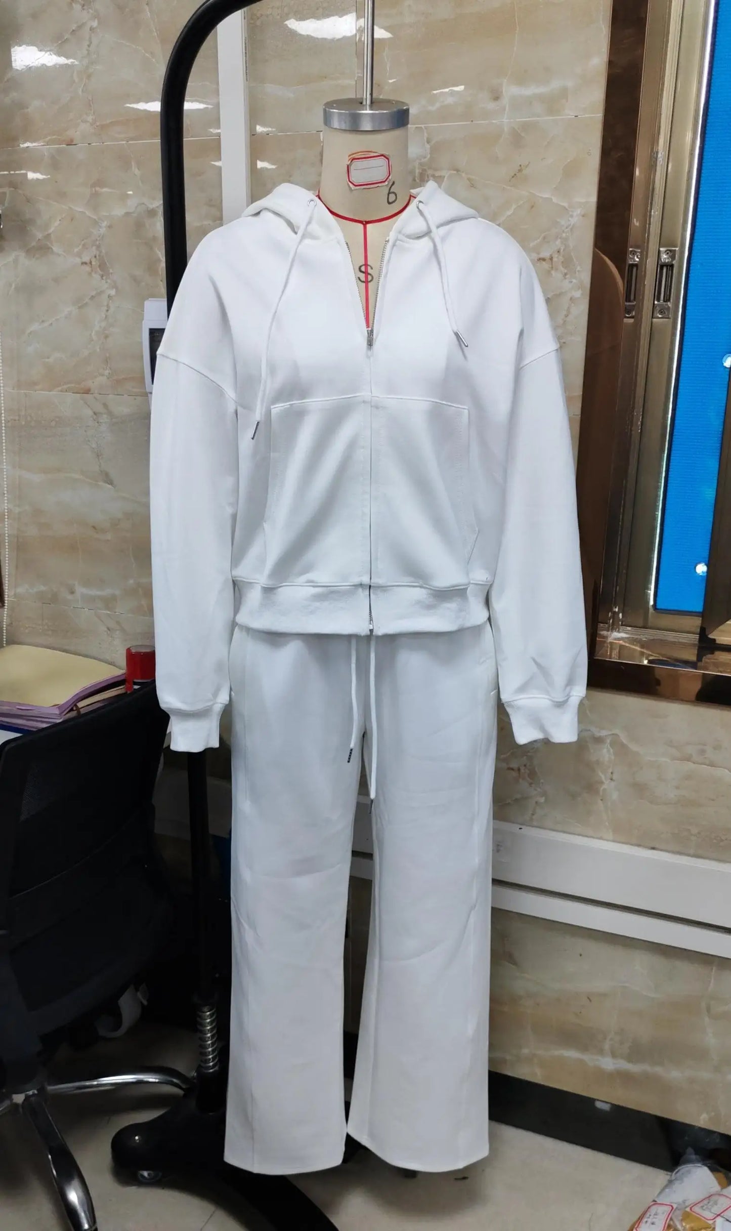 Long Sleeve Zip-up Hoodie and Drawstring Sweatpants