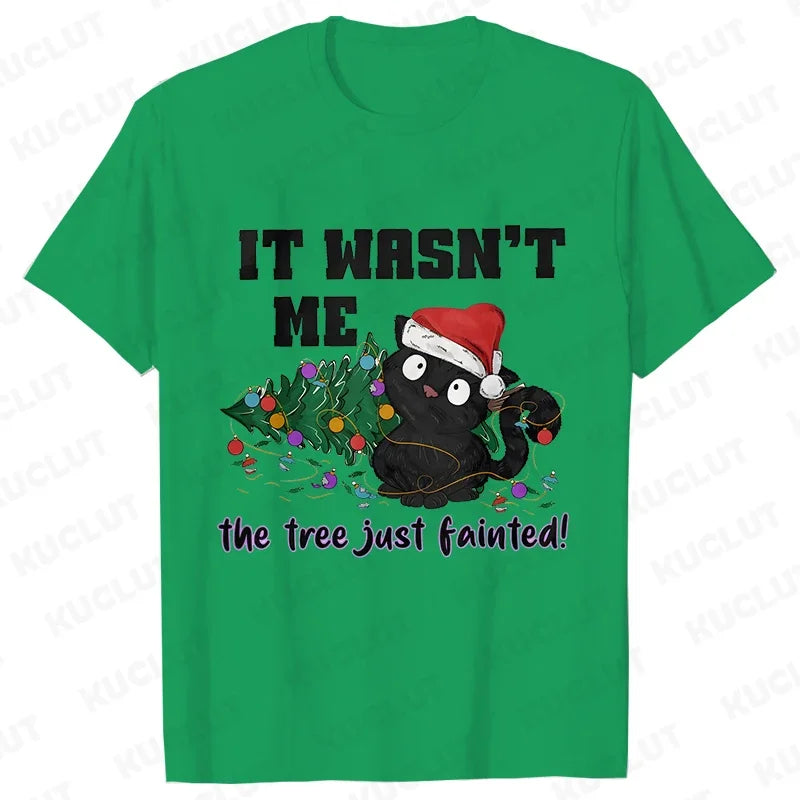 It Wasn't Me The Tree Just Fainted Women T-shirts