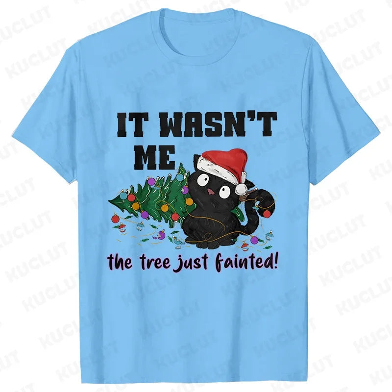 It Wasn't Me The Tree Just Fainted Women T-shirts